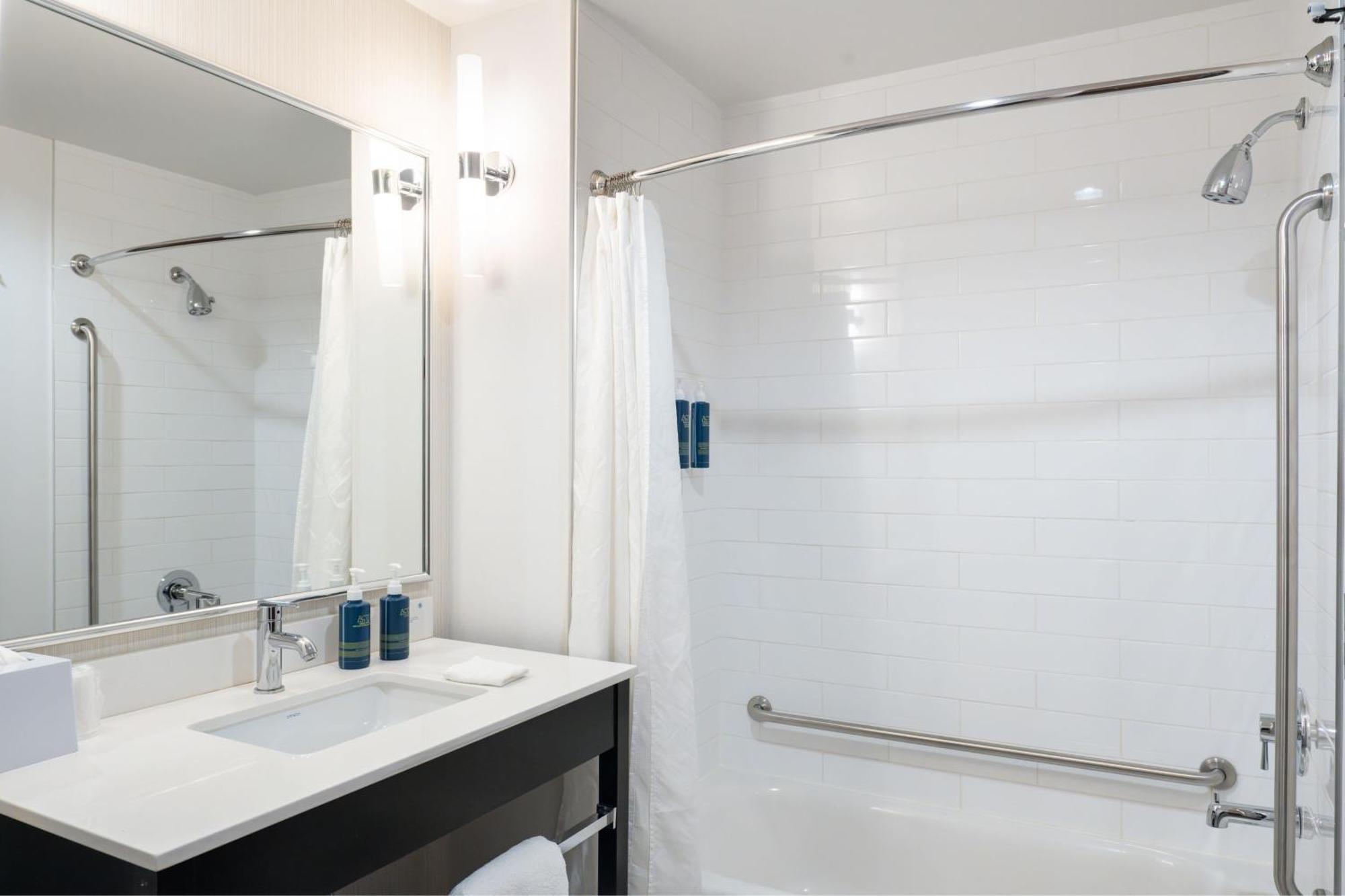 Four Points By Sheraton Edmonton International Airport Nisku Eksteriør billede