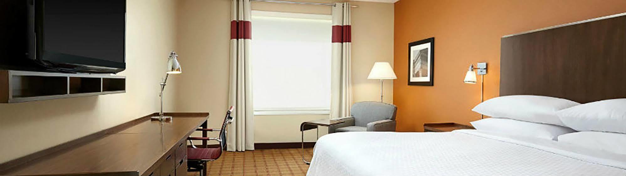 Four Points By Sheraton Edmonton International Airport Nisku Eksteriør billede